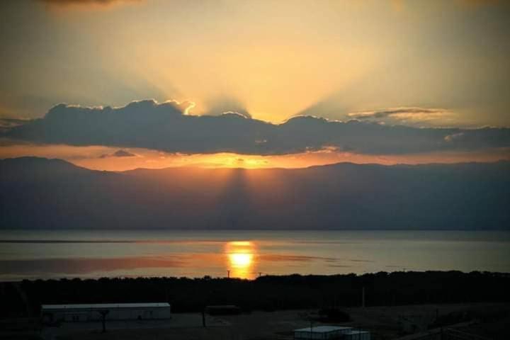 Unique&Warmy Place In The Dead Sea Avnat Eksteriør billede